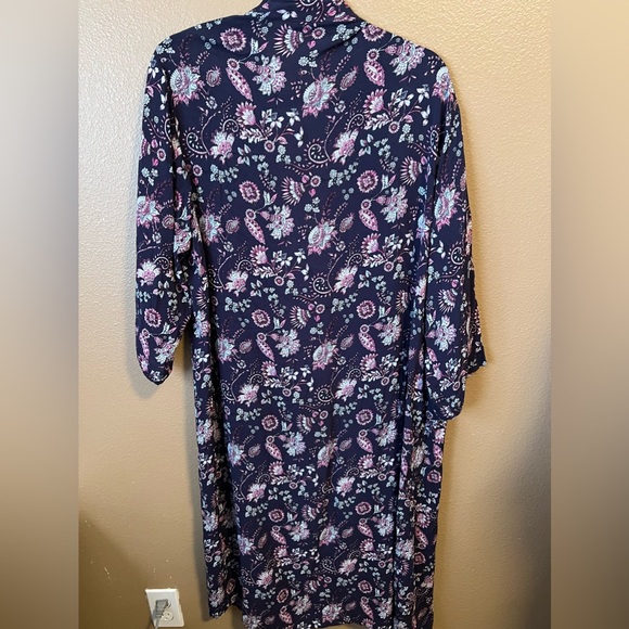 Cotton On kimono - Picture 2 of 3